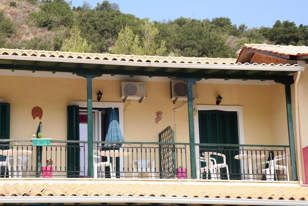 Marathes Studios Áyios Nikítas Exterior photo